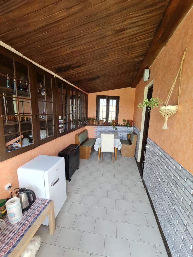 Guest House Sky Plus Tbilisi Esterno foto